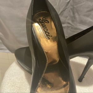 Black authentic Gucci heel